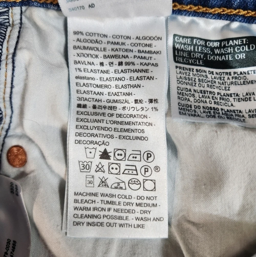Levis Premium Womens |28| Ribcage Button Fly Cut-Off Shorts